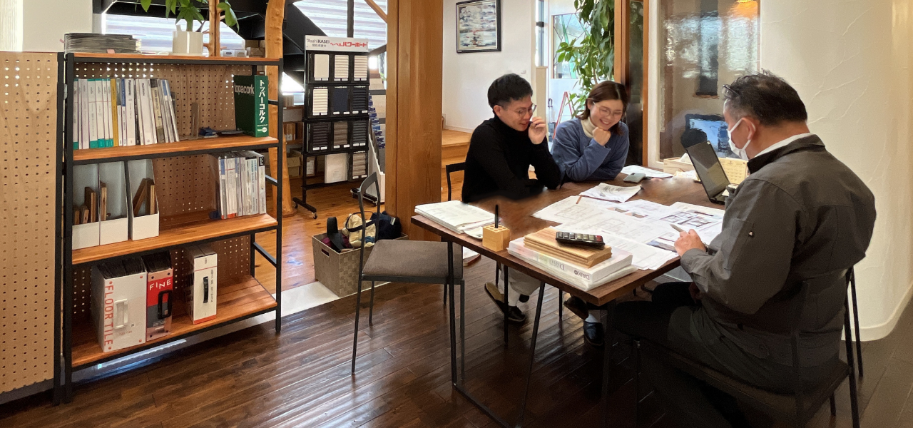 相談会　団欒風景　写真