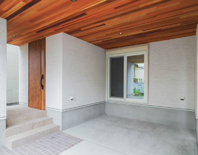 外観　玄関　写真