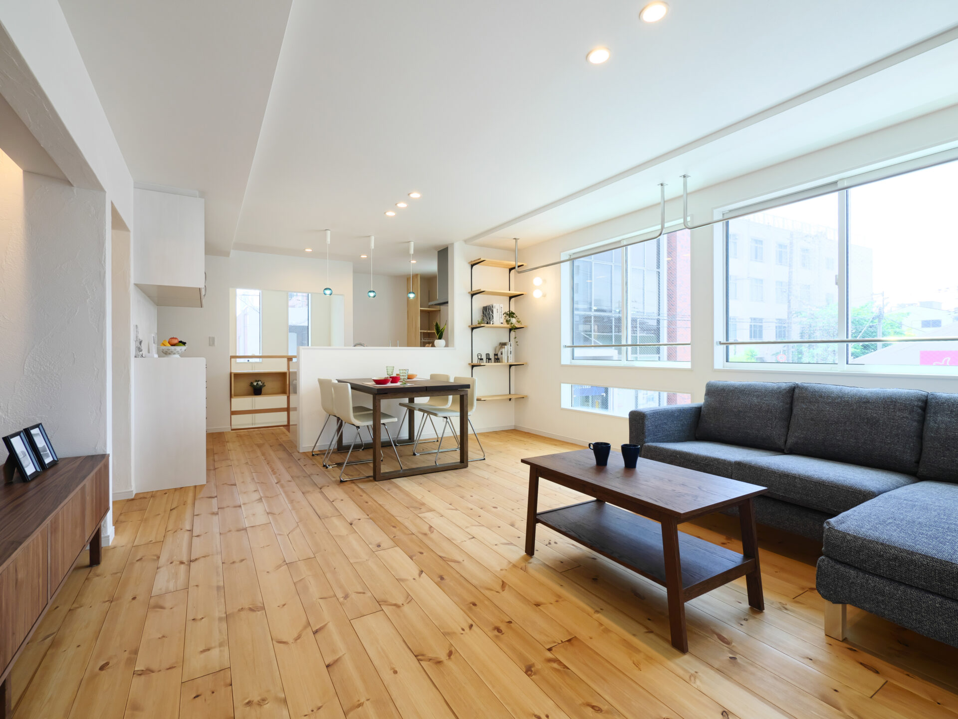 大阪市生野区の注文住宅｜お好み焼き屋併用の住まい｜動線分離と音・匂い対策を備えた広々LDKの家 アイキャッチ