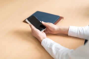 ご案内メールを差し上げます ご案内メールを差し上げます